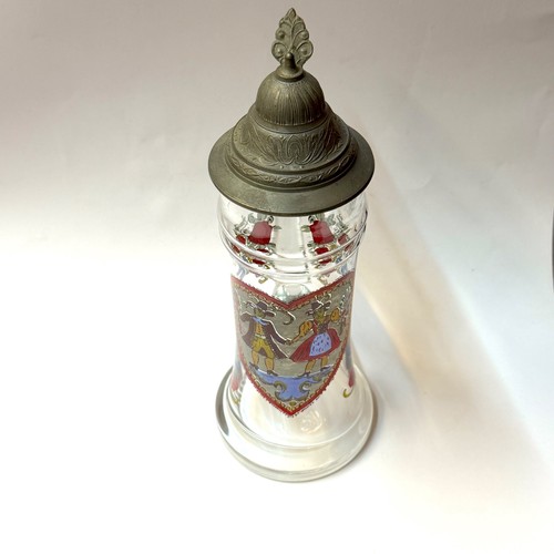 Bierkrug mit zinndeckel - bierkrug,