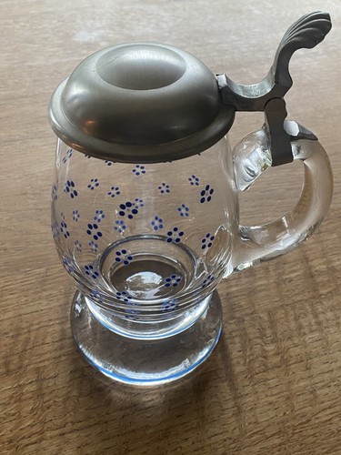 Sehr schöner bierkrug aus - sehr,
