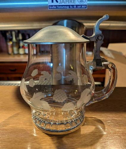 Glas bierkrug mit zinndeckel - glas-bierkrug,