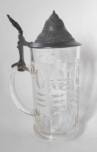 Bierkrug mit zinndeckel - bierkrug,