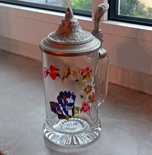 Glas bierkrug mit zinndeckel - mit,