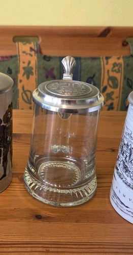 Bierkrug mit zinndeckel - bierkrug,