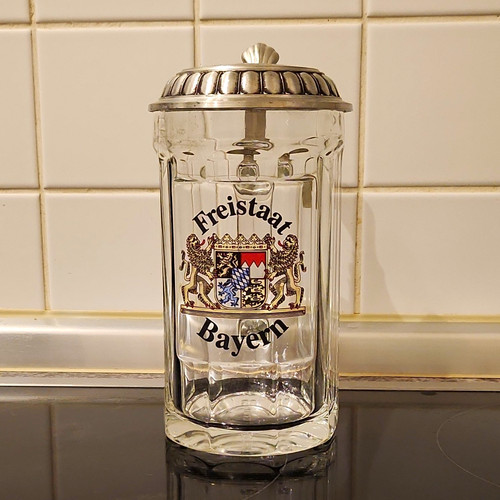Glas bierkrug mit - glas-bierkrug,