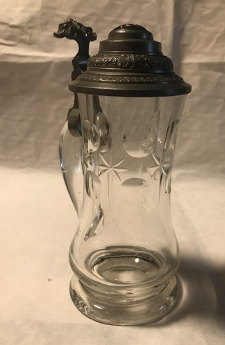 Alter bierkrug mit zinndeckel - alter,