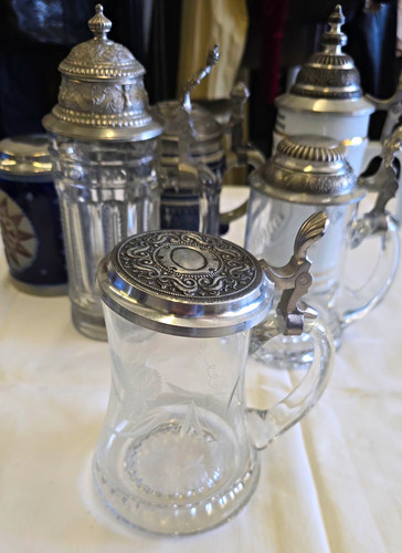Glas bierkrug mit - glas-bierkrug, zinndeckel