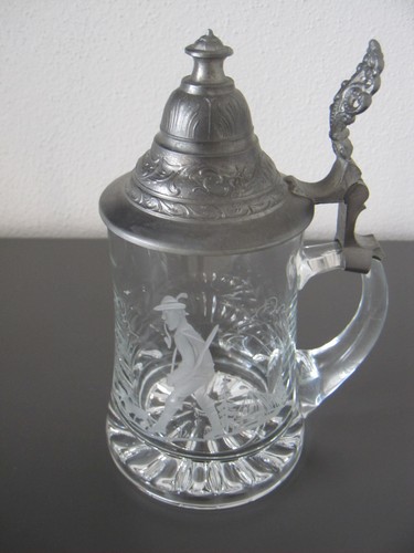 Glas bierkrug mit zinndeckel - bierkrug,