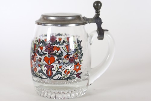 Glas bierkrug mit echtem - mit,