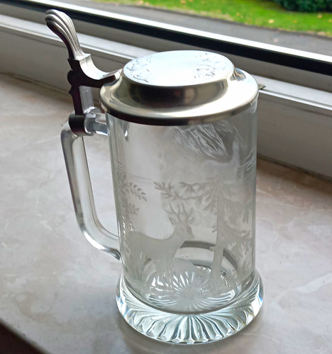 Glas bierkrug mit - mit, zinndeckel