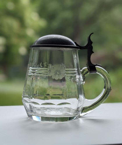 Alter bierkrug mit zinndeckel - alter,
